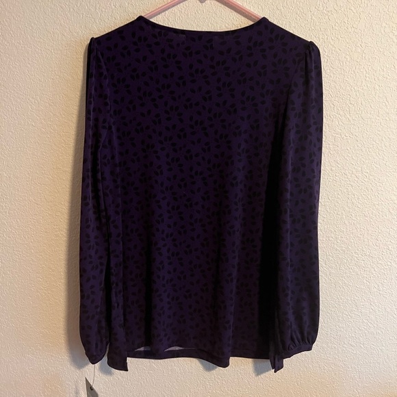 NWT Liz Claiborne Purple Blouse Size Small - Picture 7 of 8
